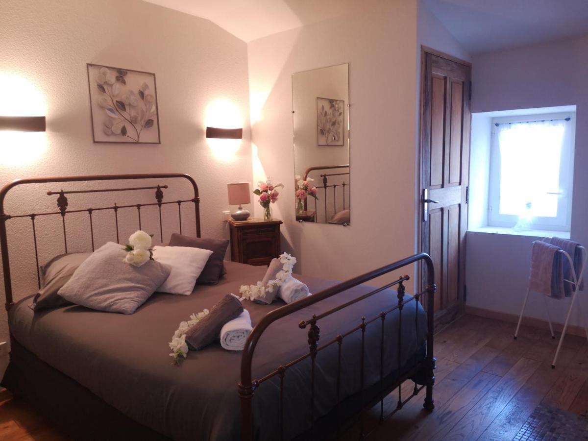 Auberge De L Helvie Chez Coco & Ricou Valvigneres Eksteriør bilde