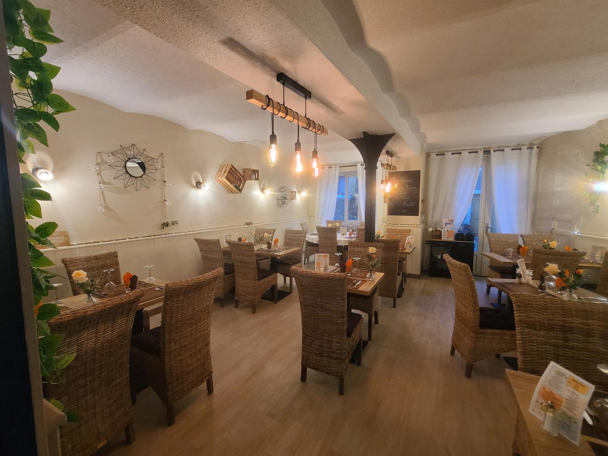 Auberge De L Helvie Chez Coco & Ricou Valvigneres Eksteriør bilde